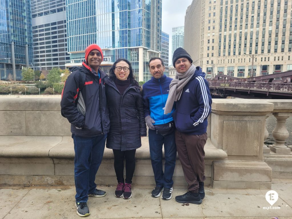 Group photo Chicago Riverwalk Architecture Tour on Nov 4, 2023 with Isabel