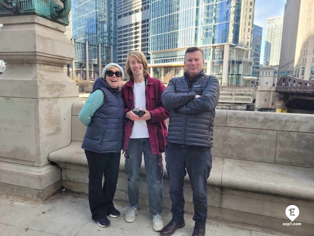 Group photo Chicago Riverwalk Architecture Tour on Dec 15, 2023 with Isabel