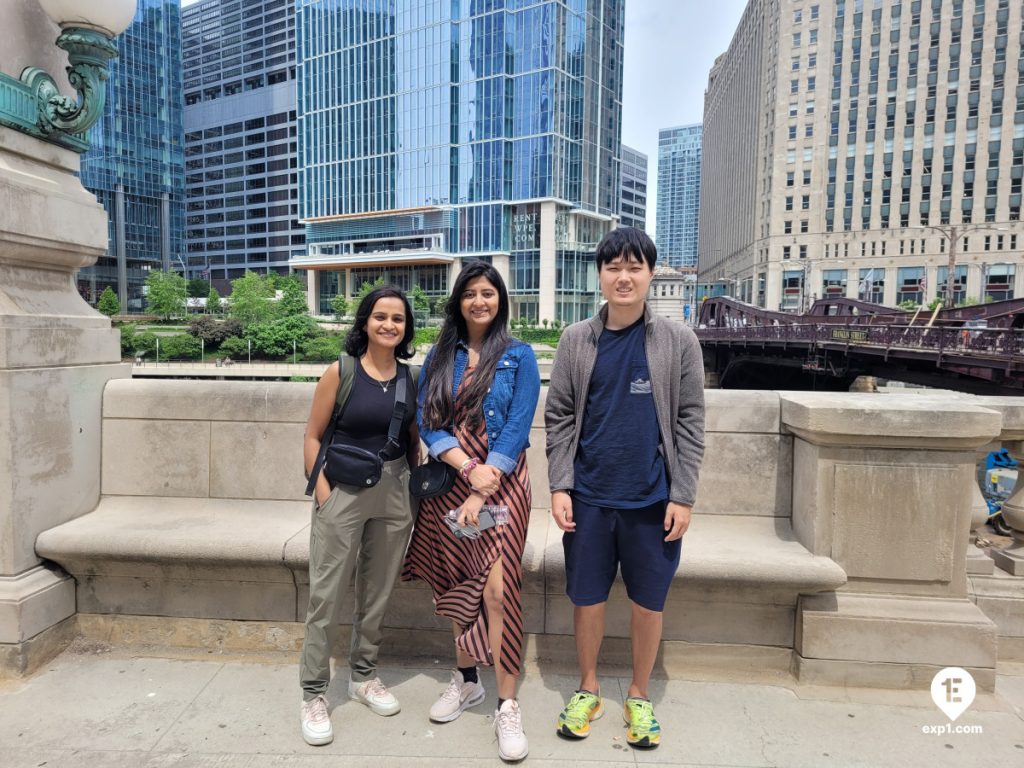 Group photo Chicago Riverwalk Architecture Tour on May 20, 2024 with Isabel