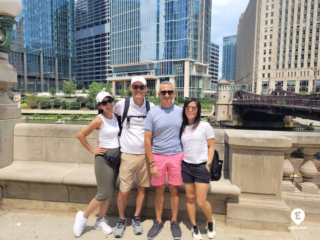 Group photo Chicago Riverwalk Architecture Tour on Jul 20, 2024 with Isabel