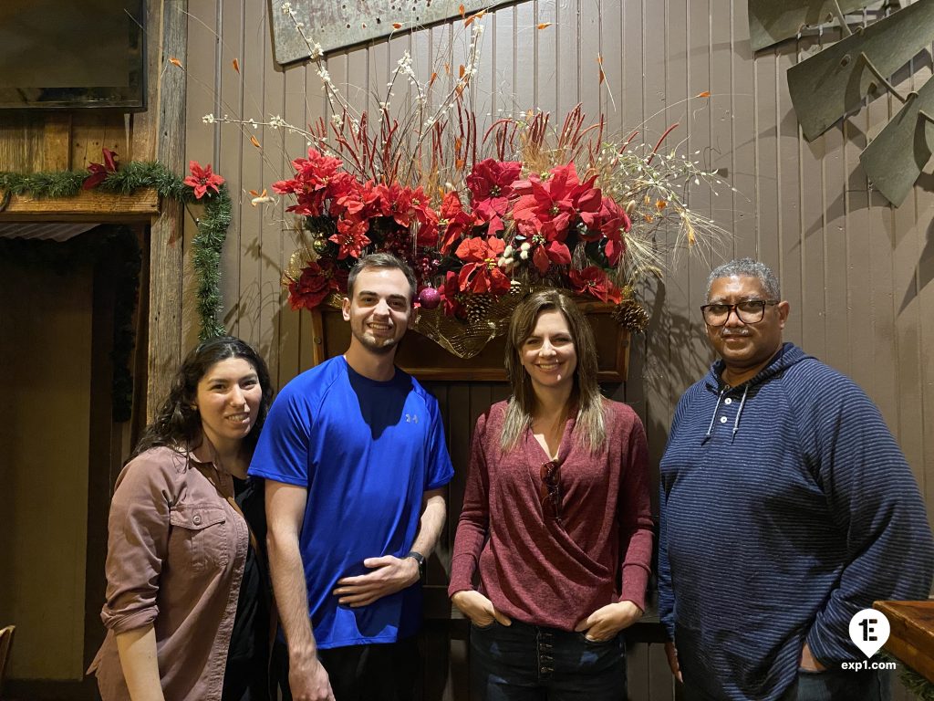 Group photo Dallas Food and Culture Tour on 6 December 2022 with McKenzie