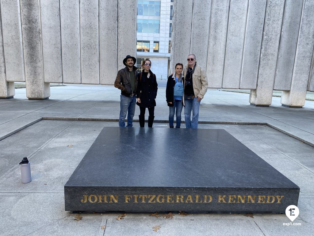 Group photo JFK Assassination Tour on 31 December 2022 with Christopher