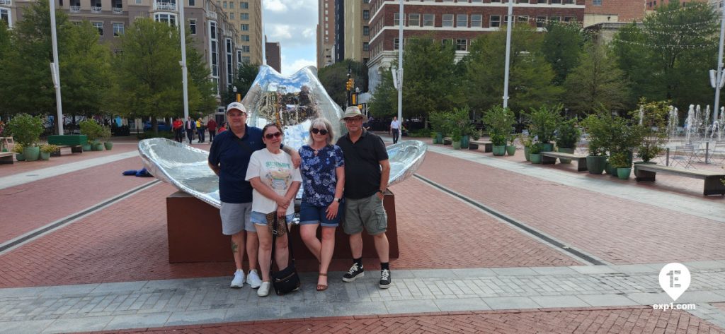 Group photo Fort Worth Sundance Square Food, History, and Architecture Tour on Oct 27, 2023 with Marina