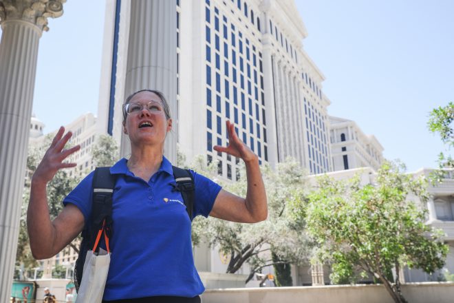 Guide outdoors speaking during Mid-Strip Tour in Las Vegas