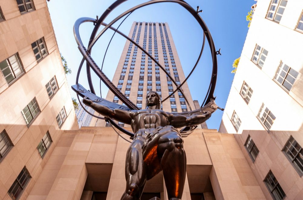 Statue of Atlas holding the world on Rockefeller Center NYC tour