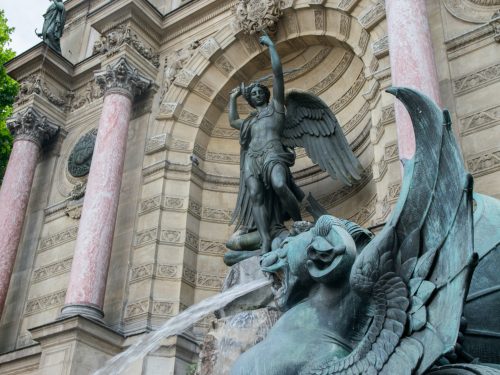 Fontaine Saint Michel in Paris