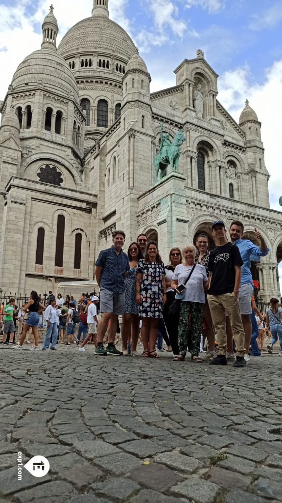 Group photo Montmartre Tour on 23 July 2021 with Amber