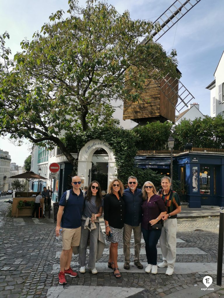 Group photo Montmartre Tour on 13 September 2021 with Hafid