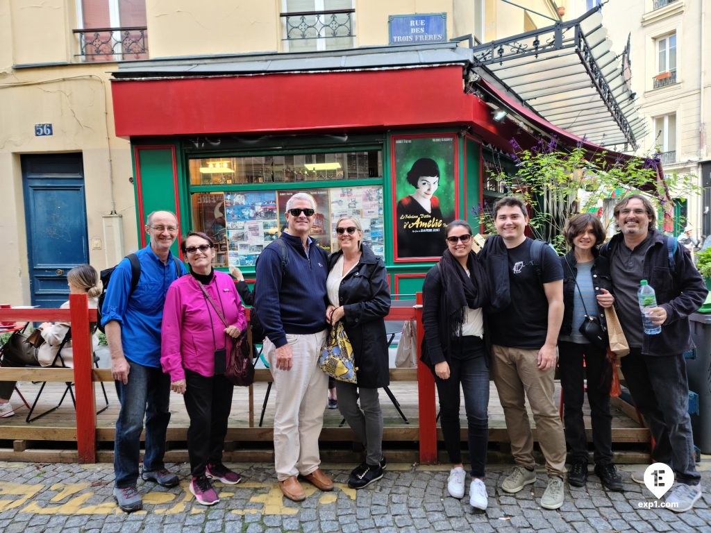 Group photo Eiffel Tower Tour on 10 October 2021 with Hafid