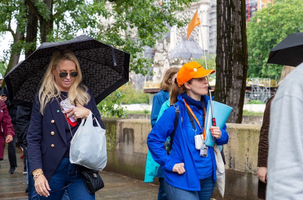Tour Guide with guest during Notre Dame Outdoor Walking Tour