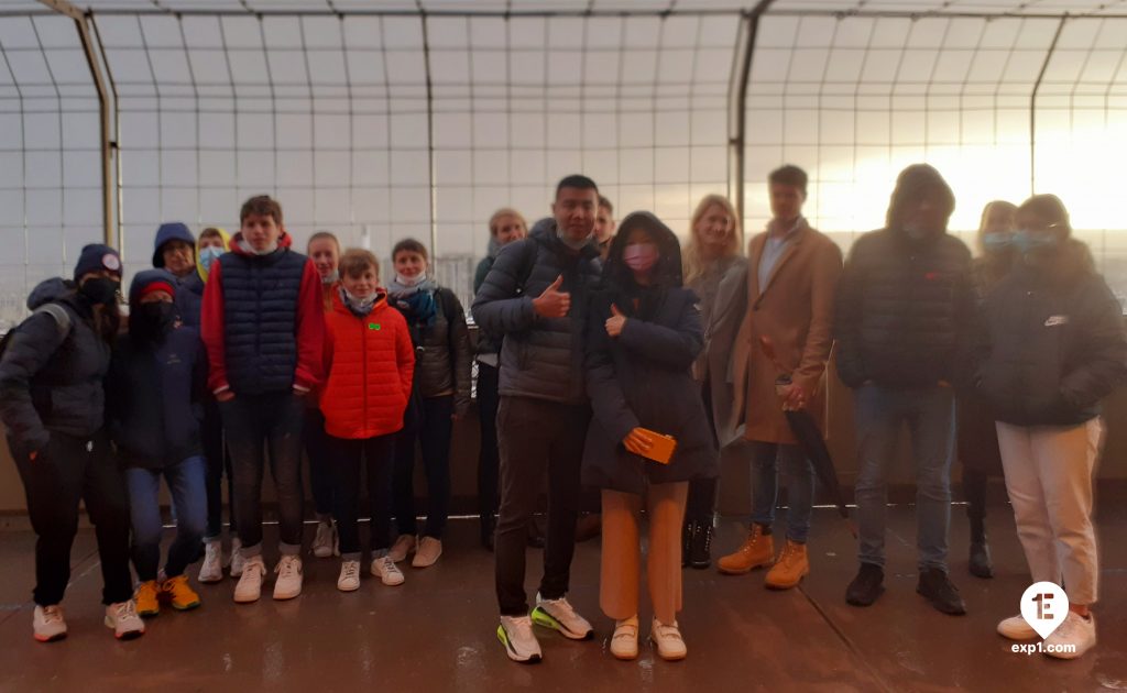 Group photo Eiffel Tower Tour on 1 November 2021 with Monika