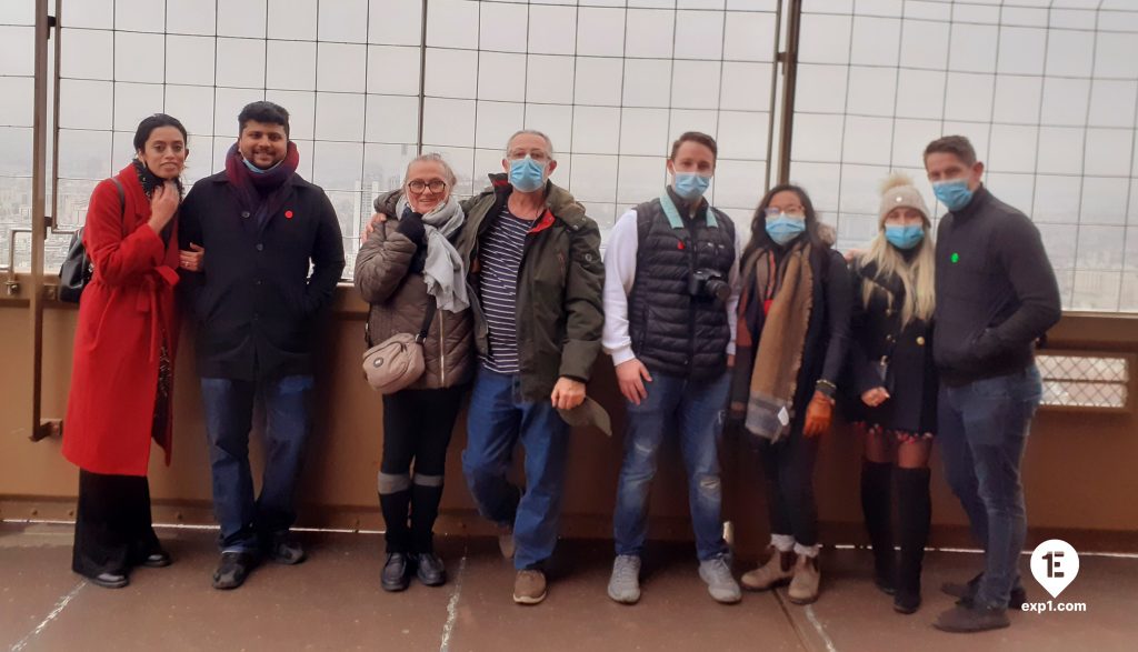 Group photo Eiffel Tower Tour on 15 November 2021 with Monika