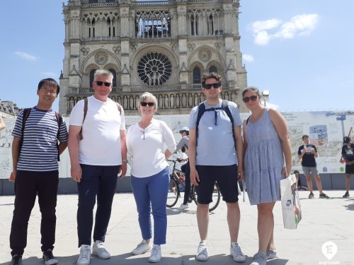 17May-Notre-Dame-Outdoor-Walking-Tour-With-Crypt-Monika-Pawelczyk1.jpg