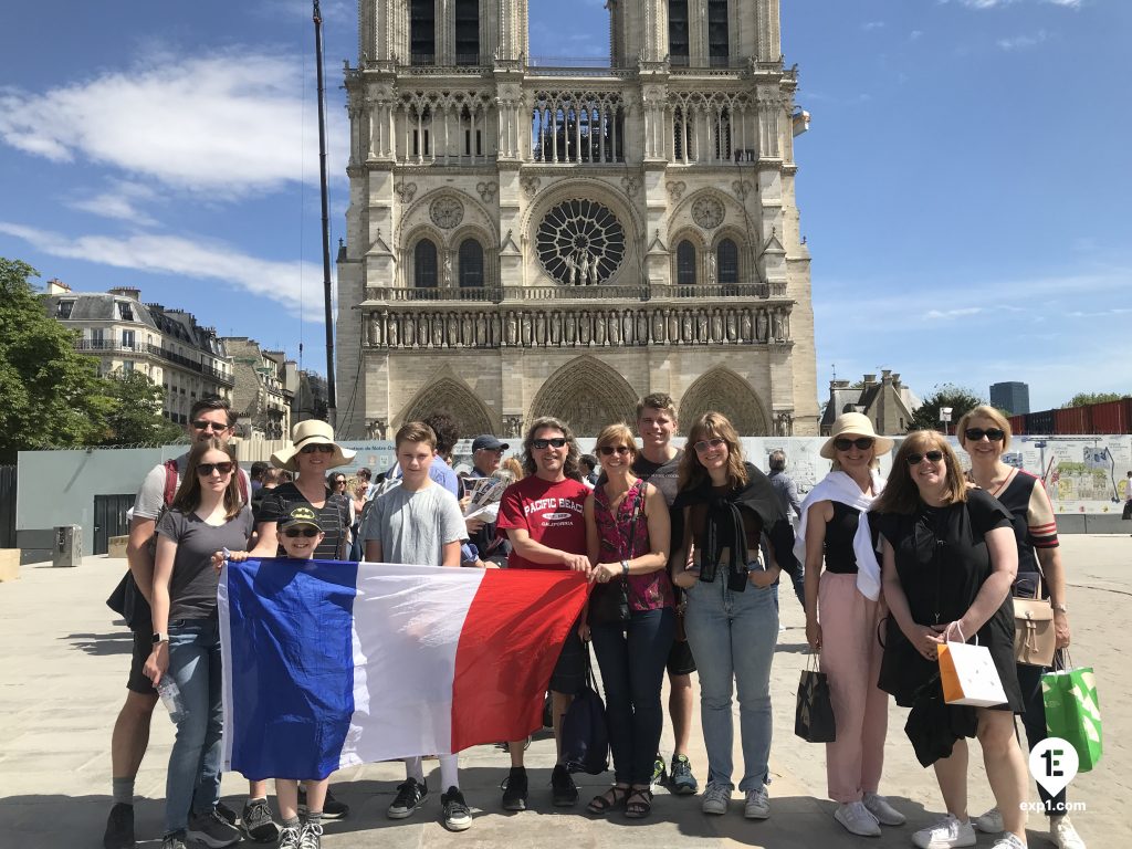 Group photo Notre Dame Outdoor Walking Tour With Crypt on 2 June 2022 with Yoan