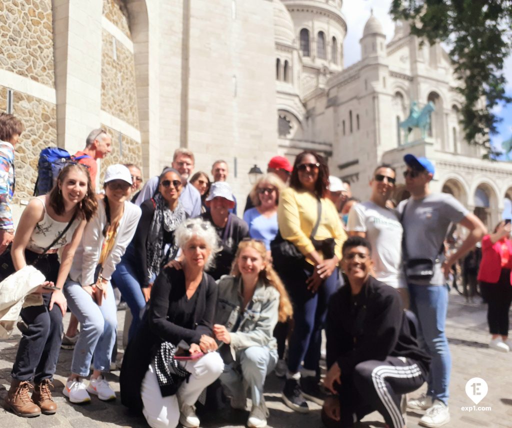 Group photo Montmartre Walking Tour on 6 June 2022 with Monika