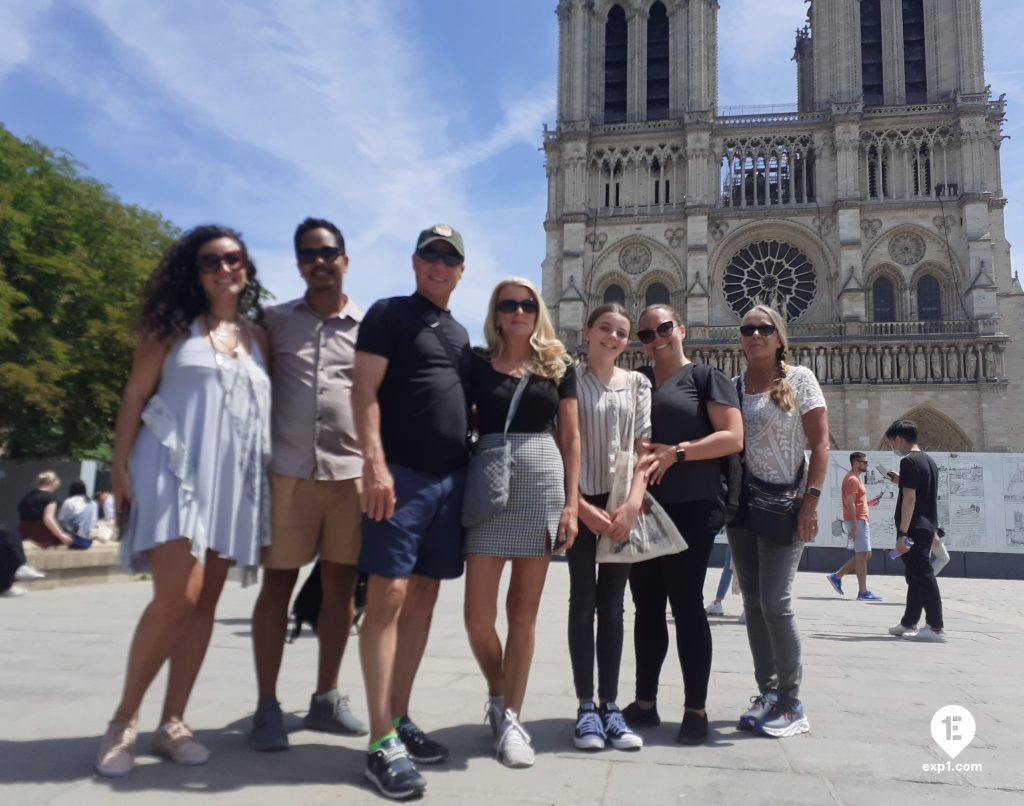 Group photo Notre Dame Outdoor Walking Tour With Crypt on 14 June 2022 with Monika