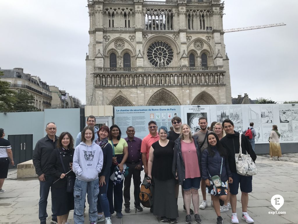 Group photo Notre Dame Outdoor Walking Tour With Crypt on 19 June 2022 with Yoan