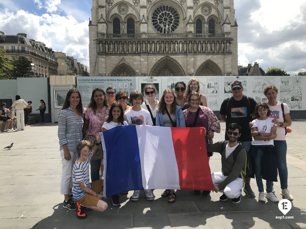 Group photo Notre Dame Outdoor Walking Tour With Crypt on 24 June 2022 with Yoan