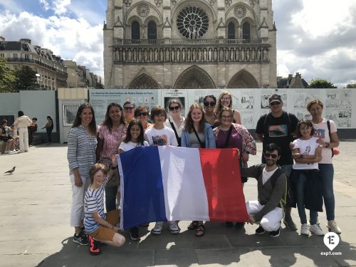 24Jun-Notre-Dame-Outdoor-Walking-Tour-With-Crypt-Yoan-Corcos1.jpeg