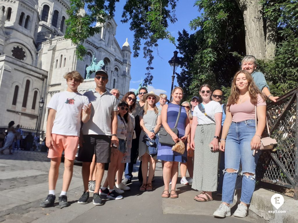 Group photo Montmartre Walking Tour on 28 June 2022 with Monika