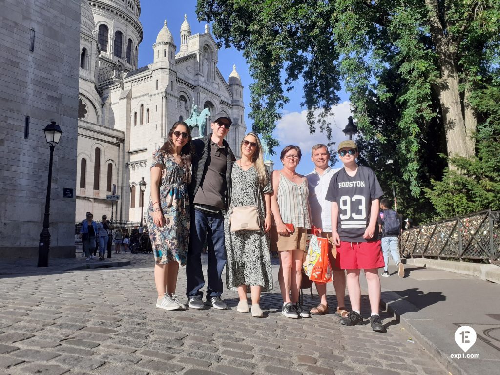 Group photo Montmartre Walking Tour on 27 June 2022 with Monika