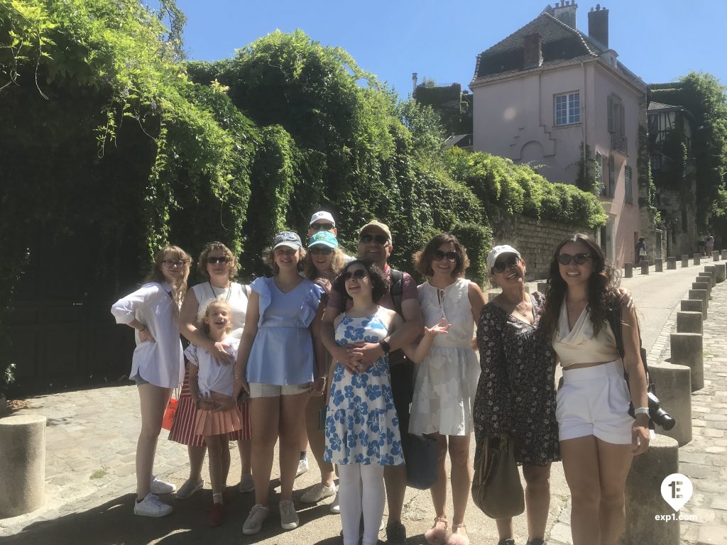 Group photo Montmartre Walking Tour on 10 July 2022 with Yoan