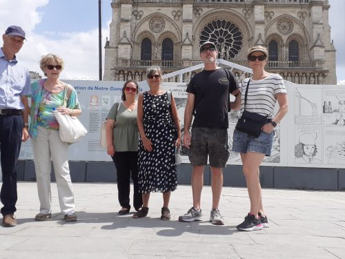 21Jul-Notre-Dame-Outdoor-Walking-Tour-With-Crypt-Monika-Pawelczyk1.jpg