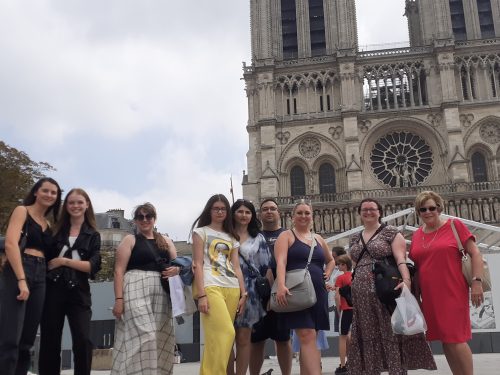 23Jul-Notre-Dame-Outdoor-Walking-Tour-With-Crypt-Monika-Pawelczyk1.jpg