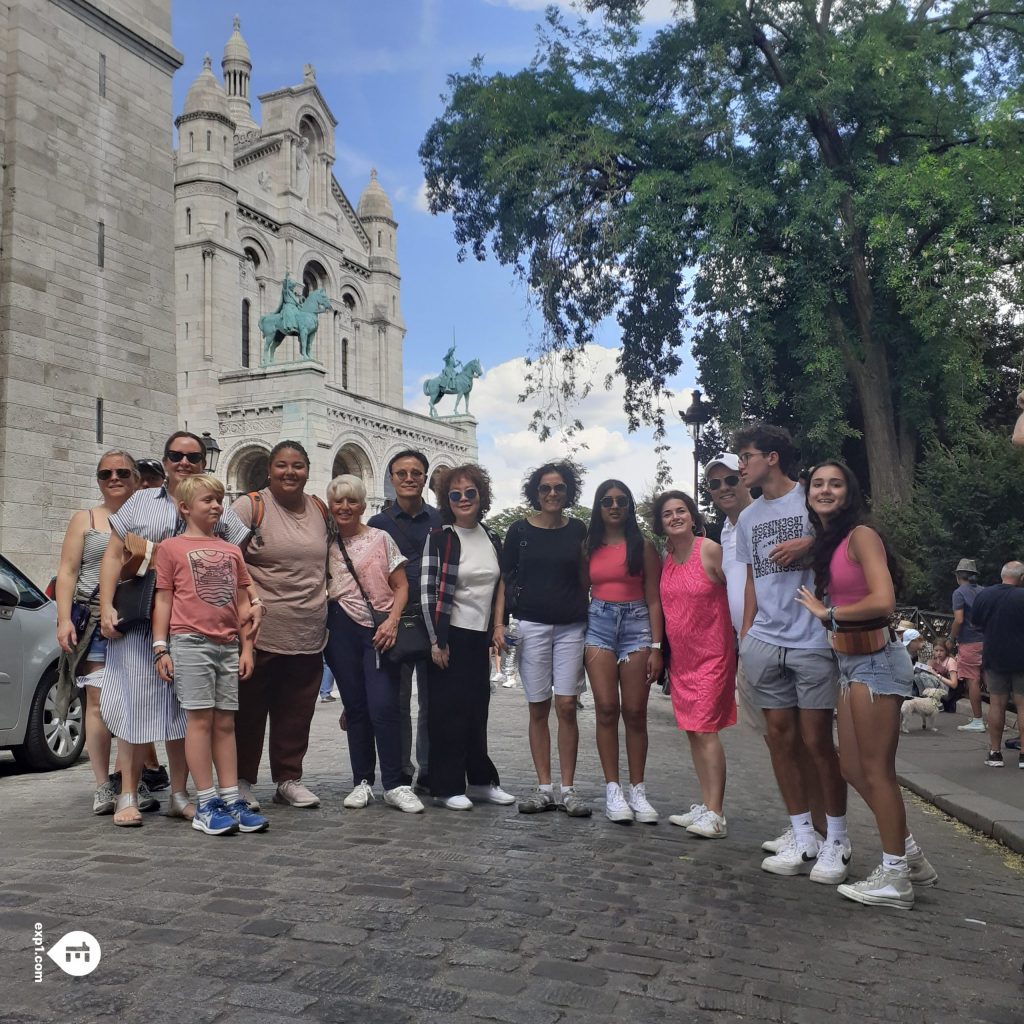 Group photo Montmartre Walking Tour on 27 July 2022 with Monika