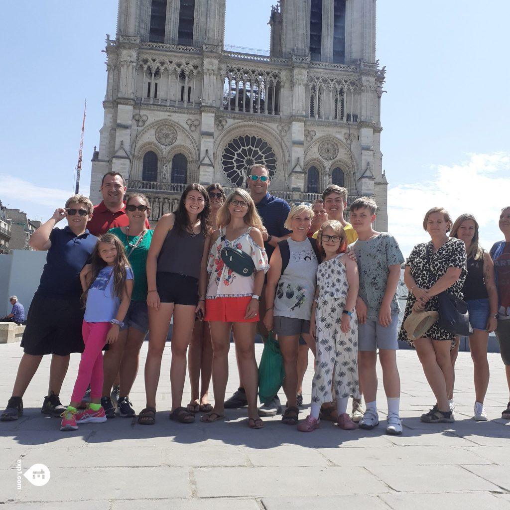 Group photo Notre Dame Outdoor Walking Tour With Crypt on 4 August 2022 with Monika