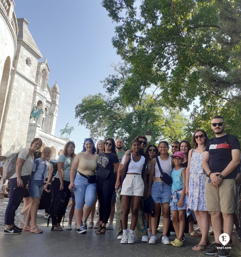 Group photo Montmartre Walking Tour on 9 August 2022 with Monika