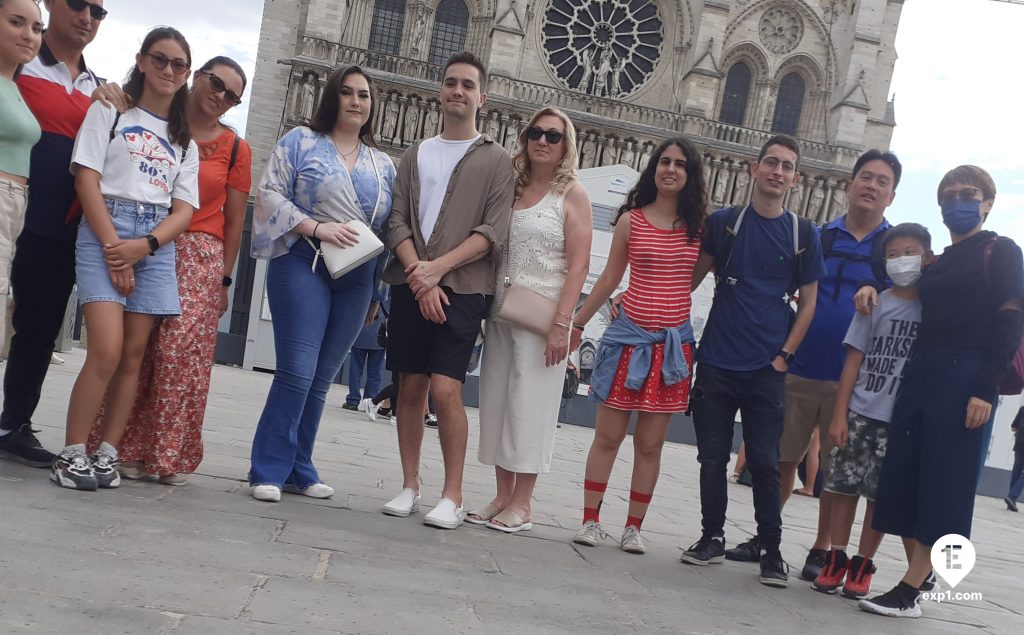 Group photo Notre Dame Outdoor Walking Tour With Crypt on 6 September 2022 with Monika