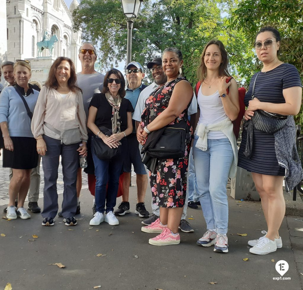 Group photo Montmartre Walking Tour on 12 September 2022 with Monika