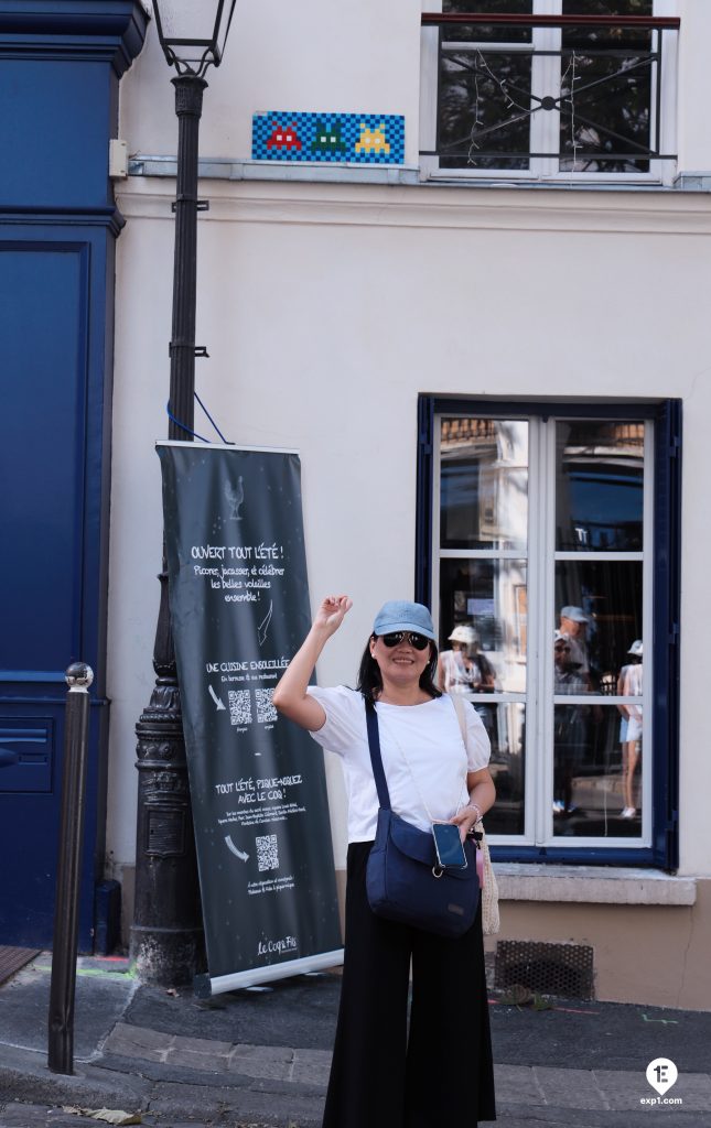 Group photo Montmartre Walking Tour on 19 September 2022 with Amira