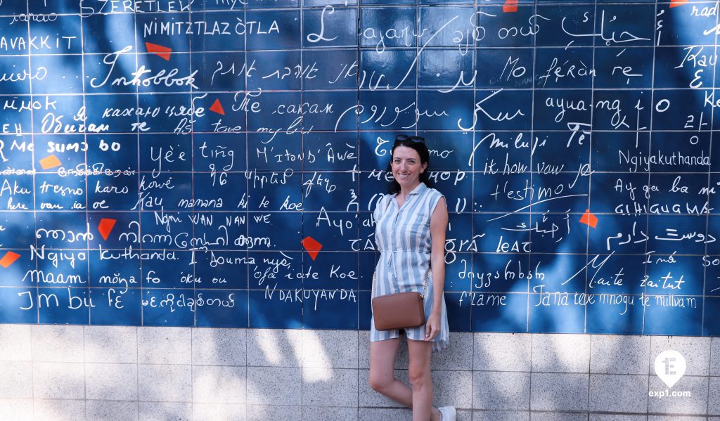 Group photo Montmartre Walking Tour on 19 September 2022 with Amira