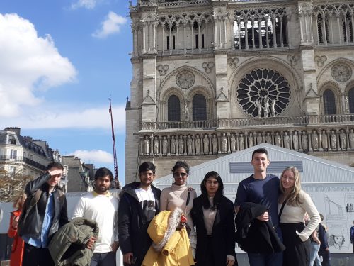 30Sep-Notre-Dame-Outdoor-Walking-Tour-With-Crypt-Monika-Pawelczyk1.jpg