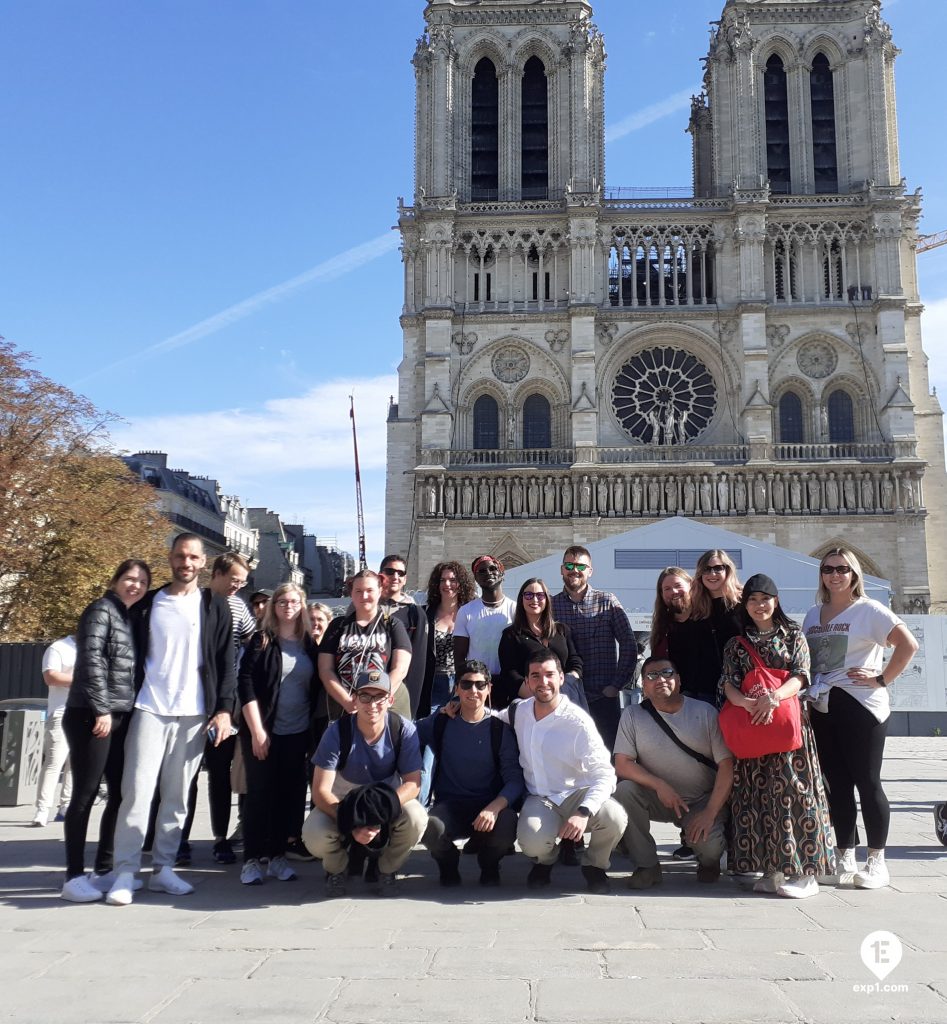 Group photo Notre Dame Outdoor Walking Tour With Crypt on 7 October 2022 with Monika