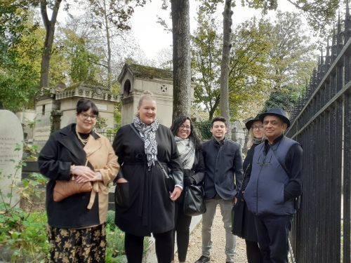 05Nov-Pere-Lachaise-Cemetery-Walking-Tour-Scandals-and-Love-Affairs-Monika-Pawelczyk1.jpg