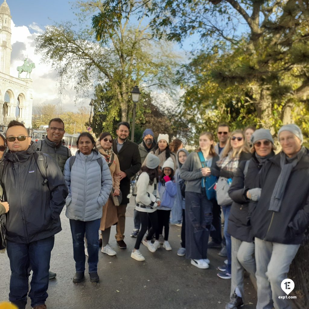 Group photo Montmartre Walking Tour on 18 November 2022 with Monika