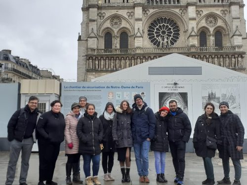 04Jan-Notre-Dame-Outdoor-Walking-Tour-With-Crypt-Monika-Pawelczyk1.jpg