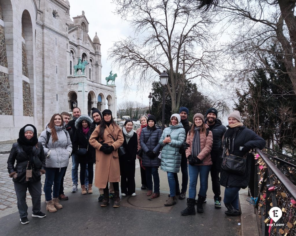 Group photo Montmartre Walking Tour on 23 January 2023 with Monika