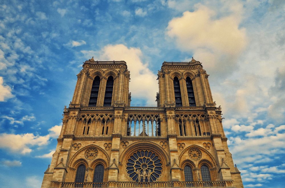 Notre Dame facade shown on tour