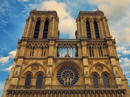 Notre Dame facade shown on tour