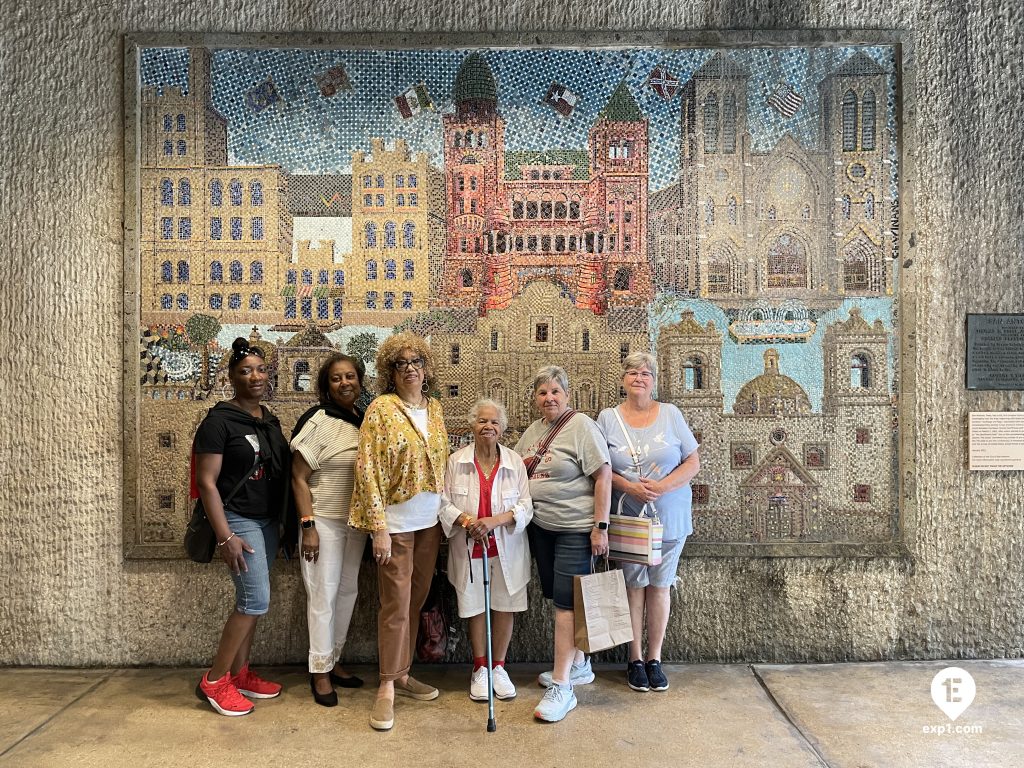 Group photo Historic Downtown San Antonio Food and Culture Tour on 2 May 2023 with Aubree