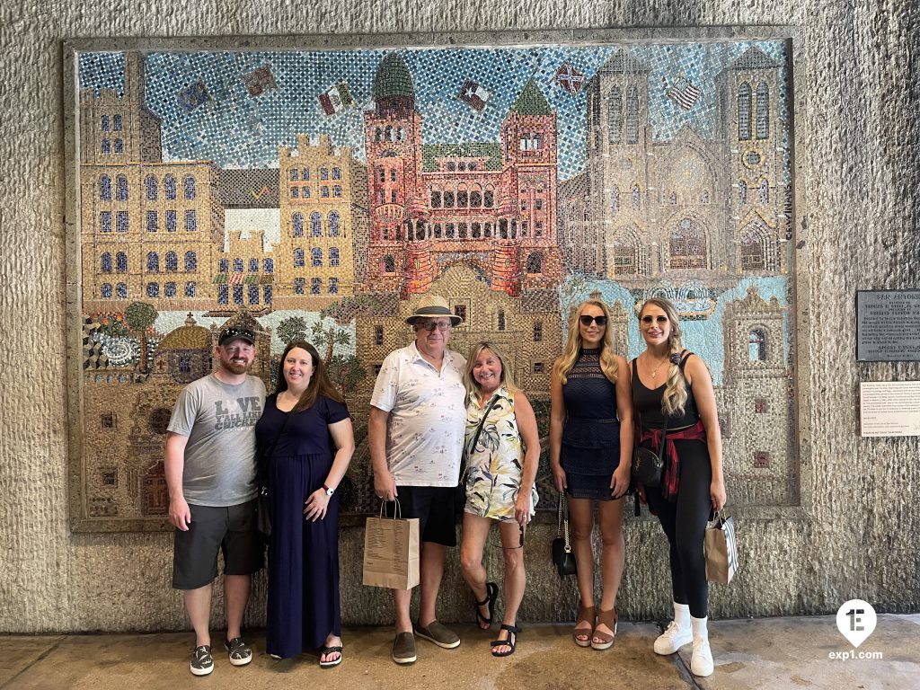 Group photo Historic Downtown San Antonio Food and Culture Tour on 30 May 2023 with Aubree