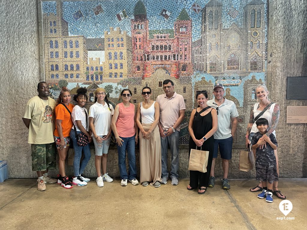 Group photo Historic Downtown San Antonio Food and Culture Tour on Jul 4, 2023 with Aubree