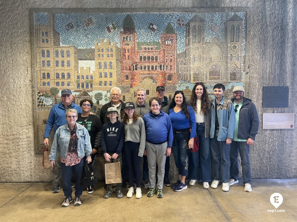 Group photo Historic Downtown San Antonio Food and Culture Tour on Dec 30, 2023 with Aubree