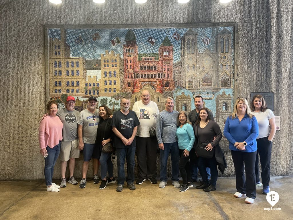 Group photo Historic Downtown San Antonio Food and Culture Tour on Feb 10, 2024 with Aubree