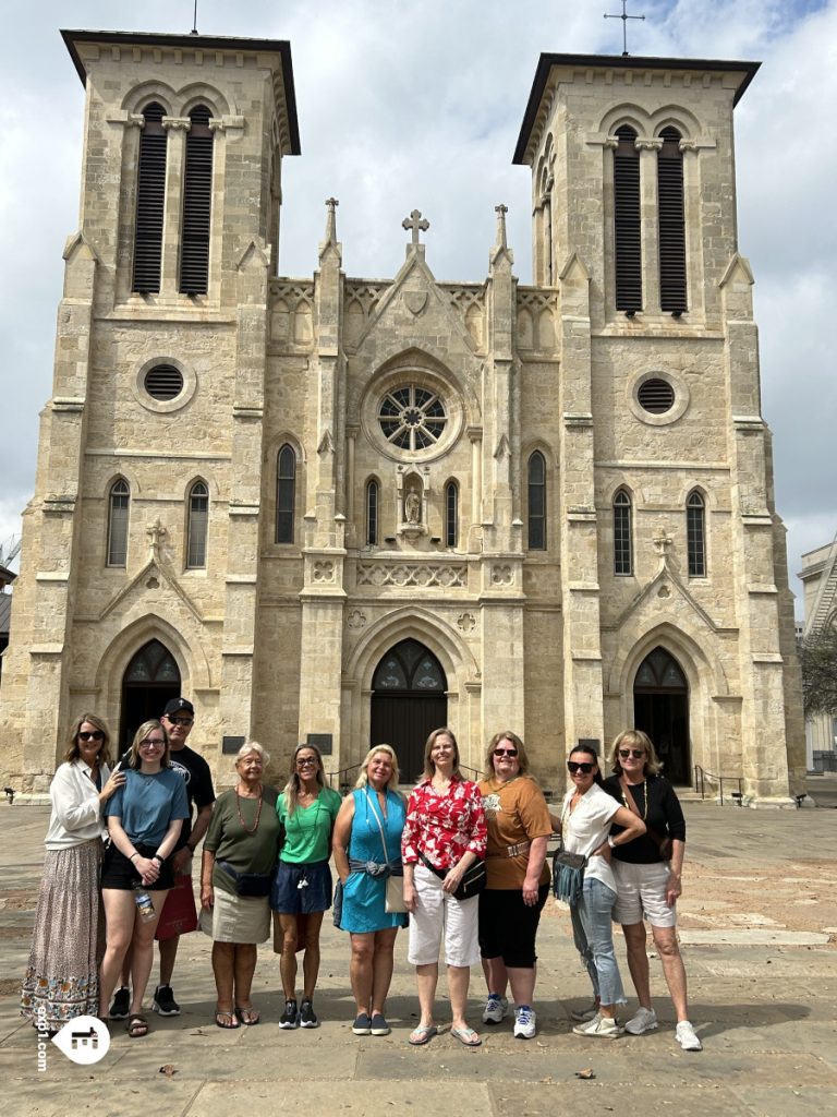 Group photo Historic Downtown San Antonio Food and Culture Tour on Mar 4, 2024 with Gina