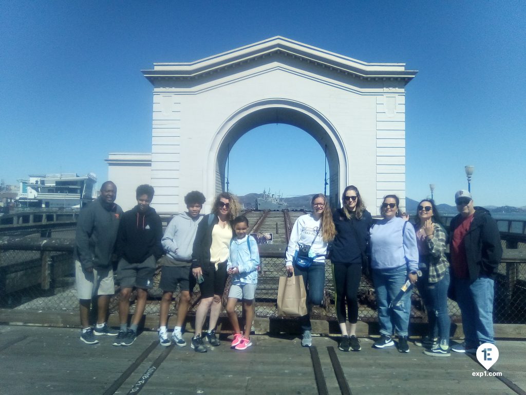 Group photo Fishermans Wharf Tour on 24 June 2021 with Wealthy